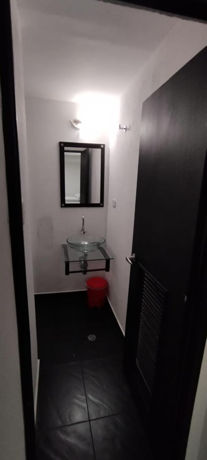 Hotel Paradise Lleras Медельин Экстерьер фото